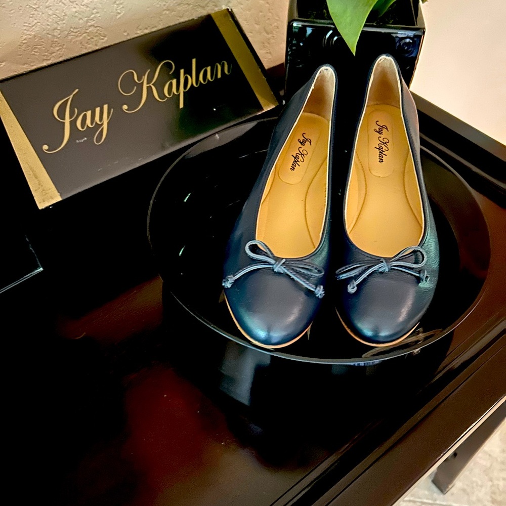 JAY KAPLAN FINE ITALIAN LEATHER BALLERINA FLATS – NAVY BLUE (EU 38 ≈ US 7 / 7.5
